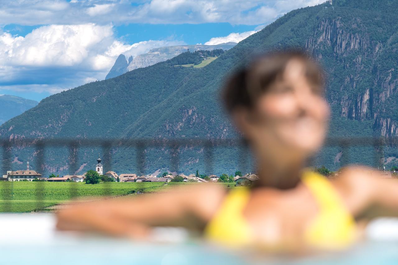 Hotel Christof Appiano Sulla Strada Del Vino Esterno foto